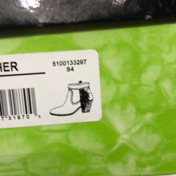 Sam Edelman black leather booties NEW LOWER PRICE - Picture 8 of 8